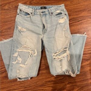 Abercrombie & Fitch Light Wash Distressed Ripped Mom Jeans